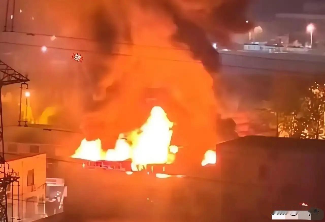 五百平米粮库，烧了整整六小时，榆林这把火，烧得也太“巧”了！网友压根不关心