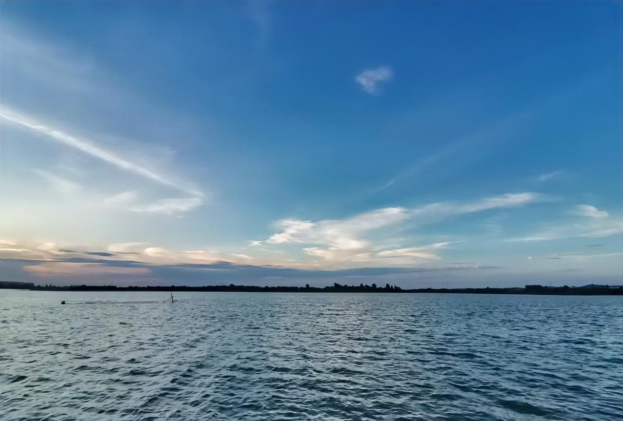 教师职称，如何晋升最为公平合理呢？有人说，按照教龄晋升职称最为合理。比如，教龄