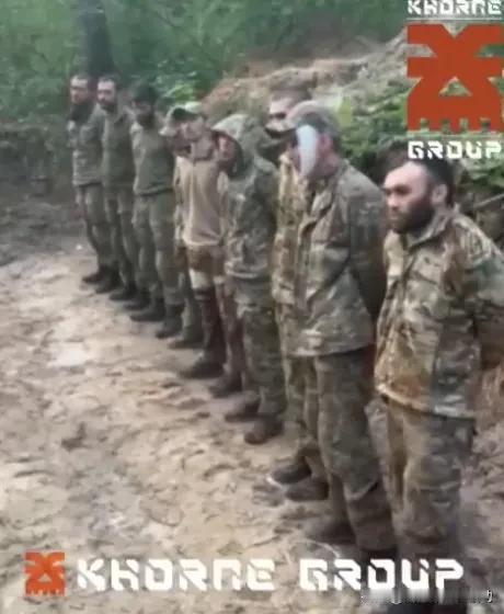 一群第810海军陆战旅士兵非法进入乌克兰苏梅地区后迷路了，最后被守军好心收留，他
