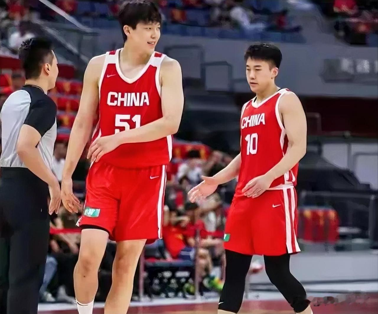 四大新星缺席男篮集训队，郭士强遇到难题。北京时间7月13日，国家男篮开