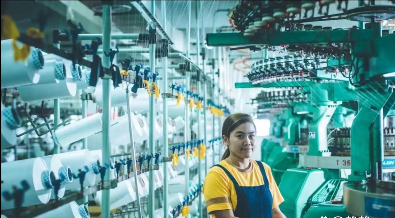 台湾天塌了，美国全都要美国商务部长卢特尼克在当地时间3日接受采访时明确表示：