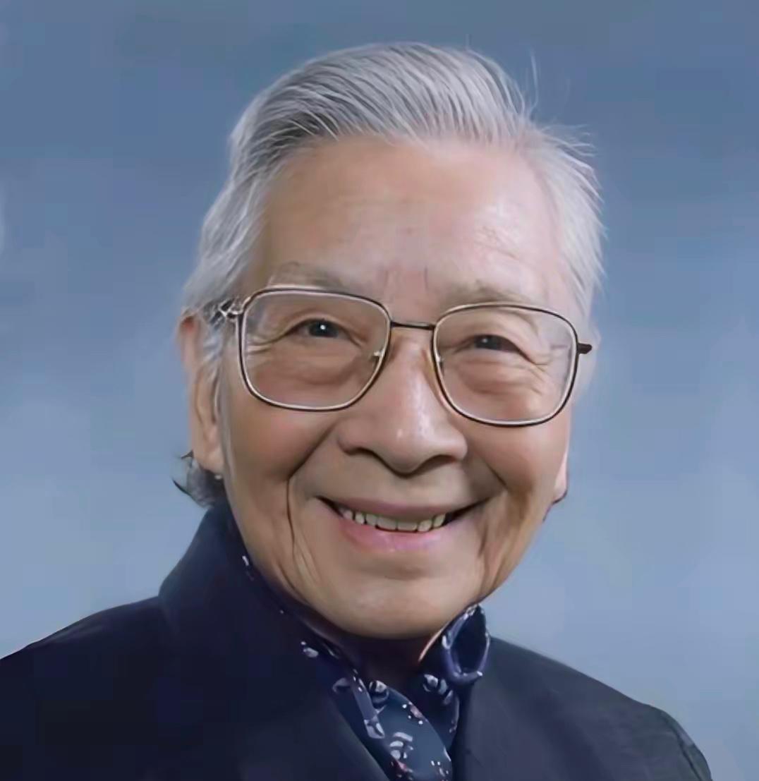 “公者千古，私者一时”，雷洁琼先生在韶山毛主席故居写下的这八个字，何止是题词，简