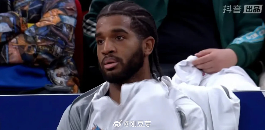 CBA山东高速竟然取消了外援克里斯的注册！今天据CBA官网外援注册信息显示，山