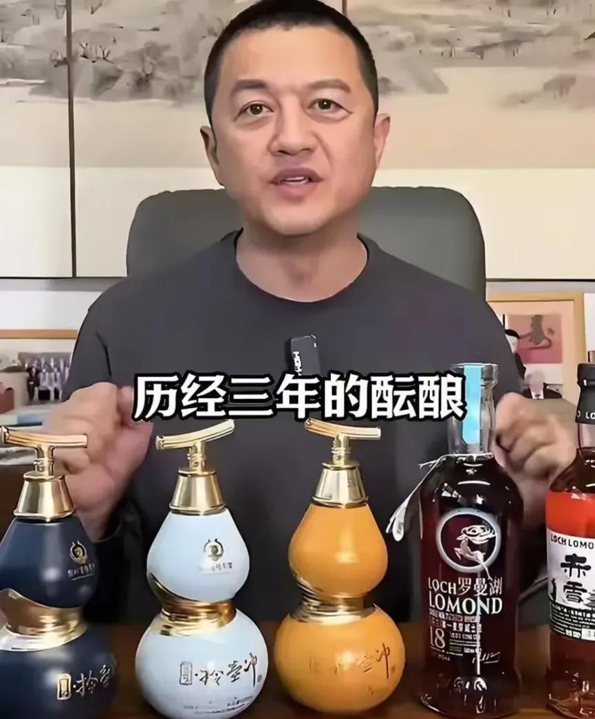 不管别人怎么嘲讽李亚鹏我都不会说一句李亚鹏不好因为他哪怕穷疯了，也无比自信！