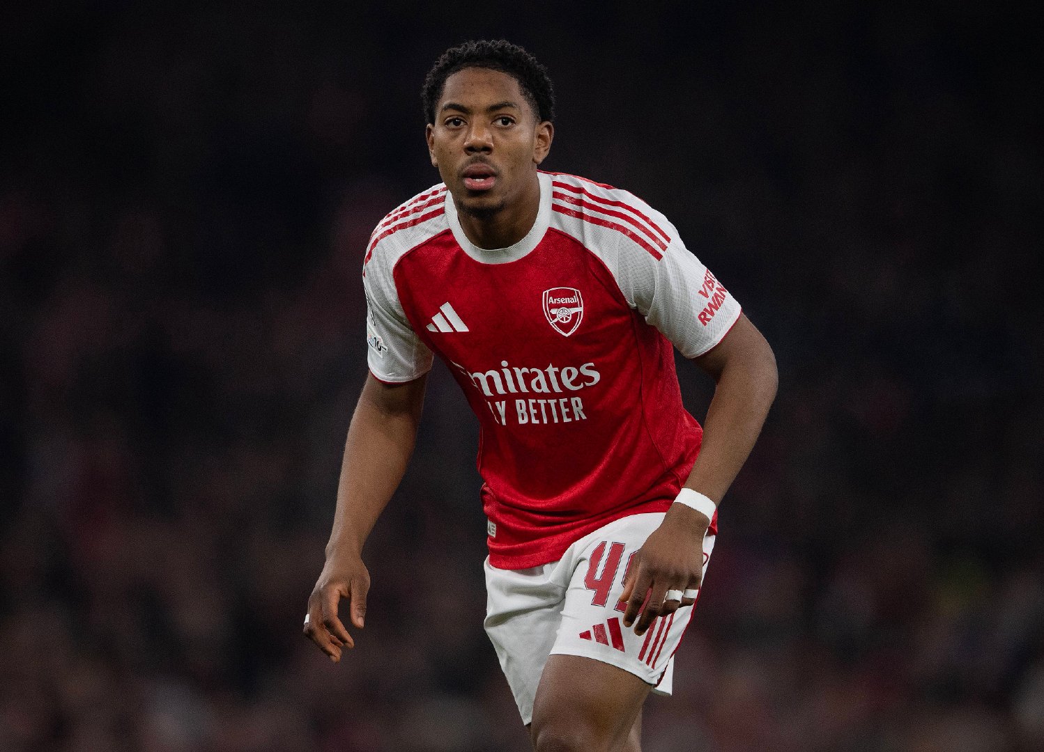 阿尔特塔谈斯凯利是否因梅里诺缺阵获得更多中场机会：“是的，他具备胜任不同位置的能