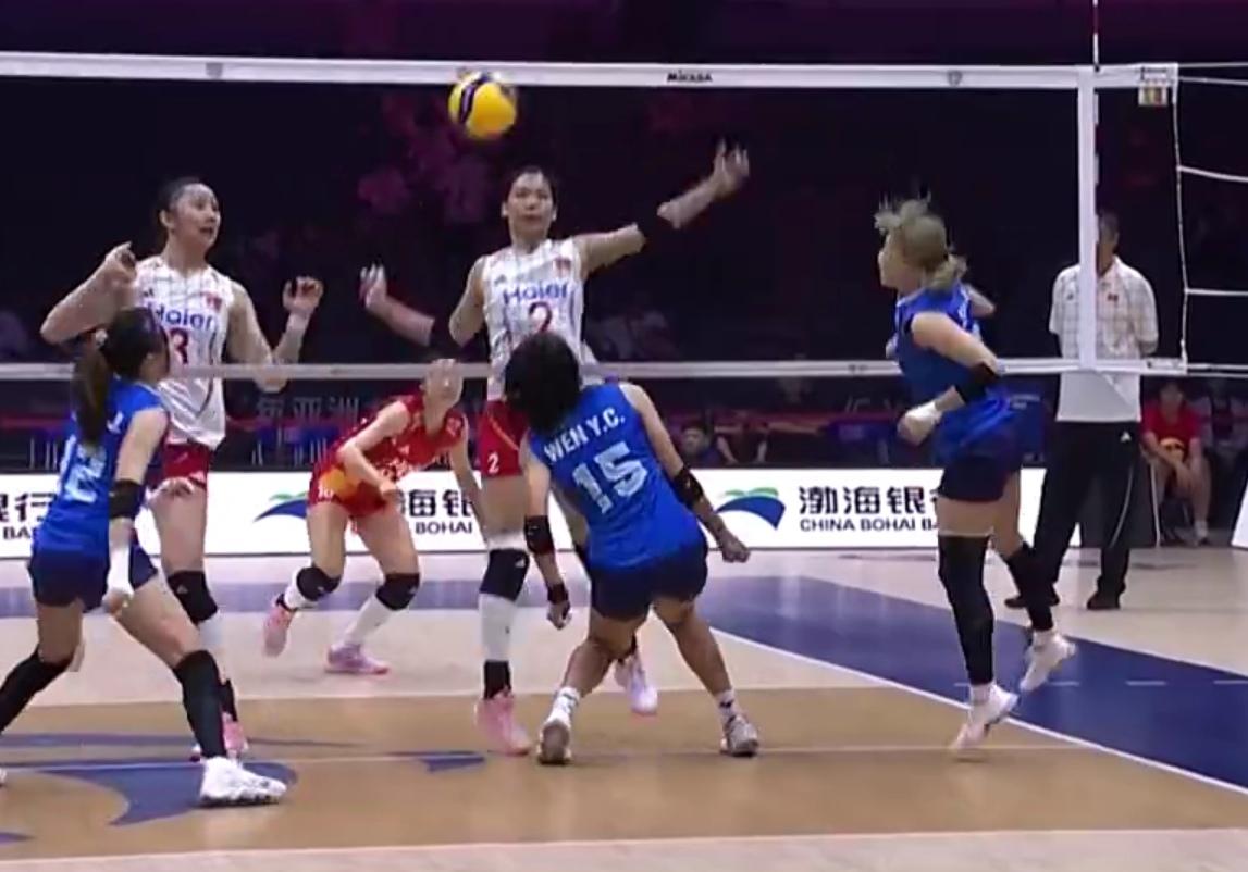 女排亚洲锦标赛小组赛第三轮：中国队3-0中国台北队！获得小组赛的三连胜​​