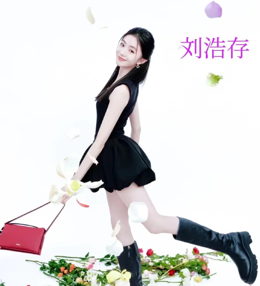 王安宇合作过的女演员，大家最瞌哪对cp？1.金晨2.赵露思3.刘浩存4.