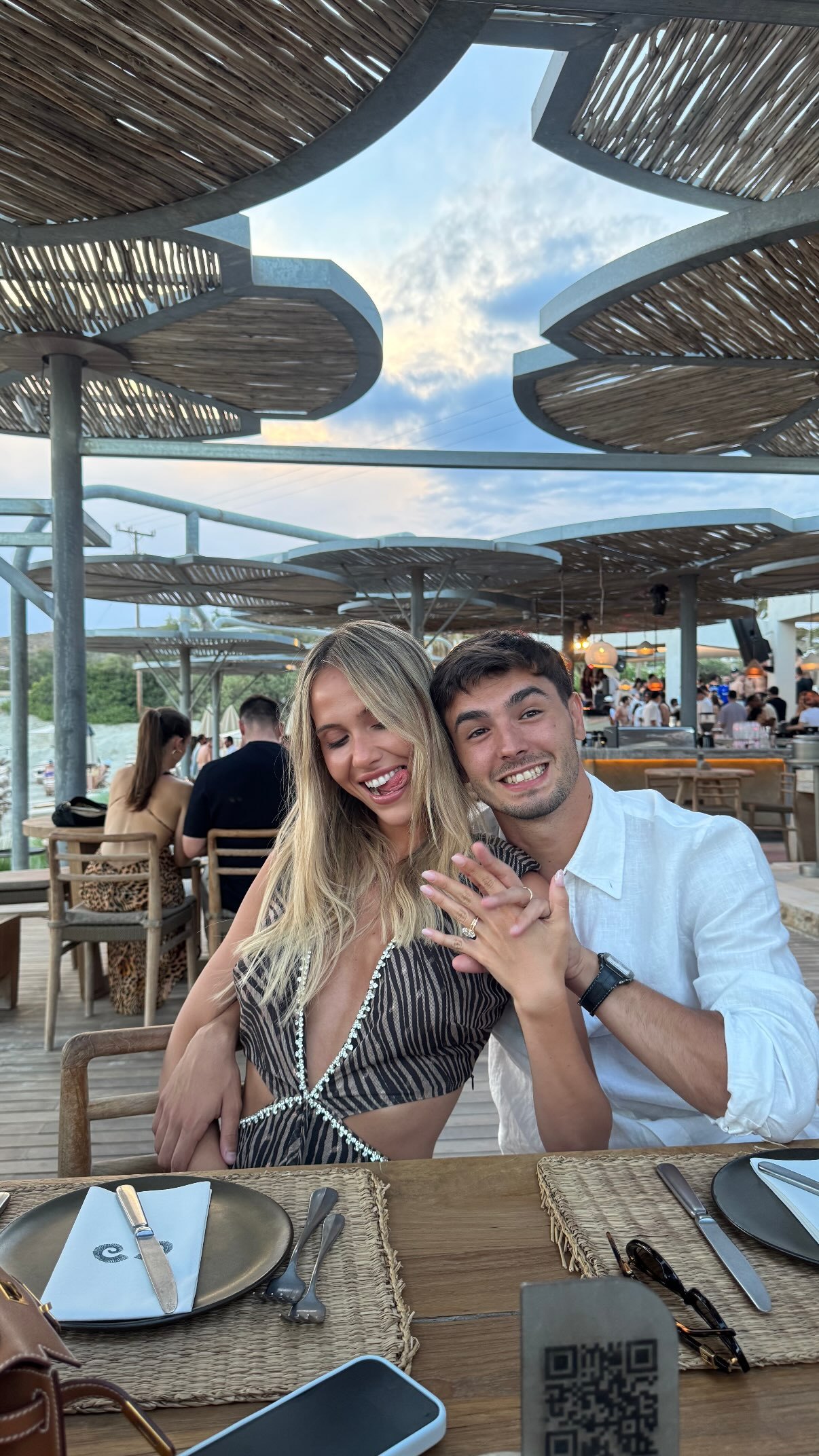 卜拉欣和未婚妻💍🤍halamadrid