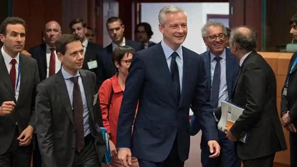 俄罗斯跟美国都懵圈了，中国武器全面出口，前苏联加盟国纷纷采购 谁也没想到