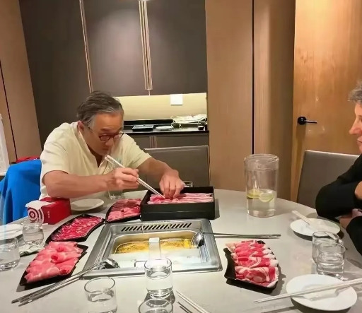 我记得尔冬升在一个访谈类节目里说过，全球知名度最高的演员是成龙，无论是在发达地区