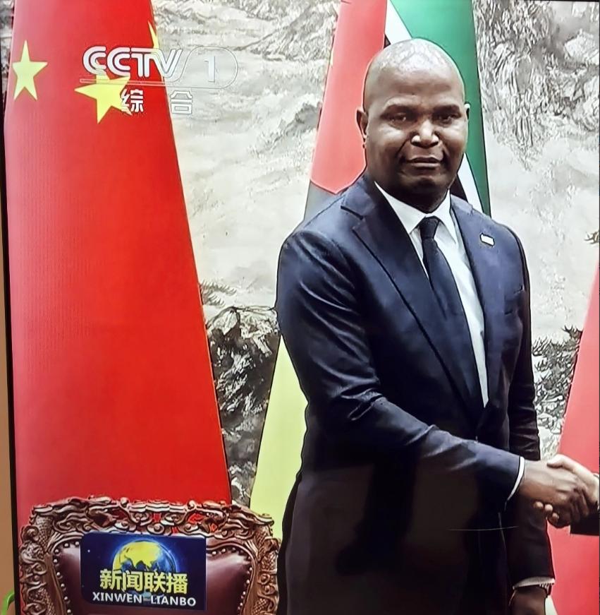 刚才看了央视新闻，莫桑比克总统在北京开会莫桑比克总统这次来中国，一待就是七天