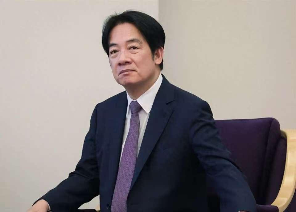 连收两大坏消息，“台独”不解：特朗普那么牛，为何经不住大陆吓。我国台湾省方面最近