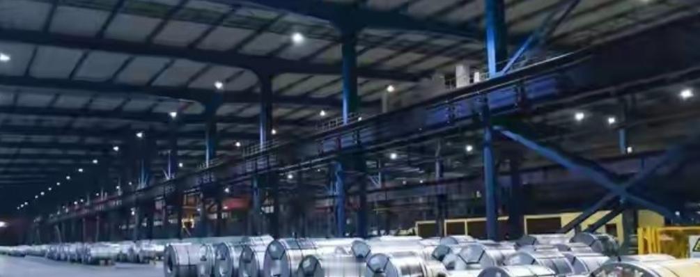 好家伙！中国钢铁突然不“贱卖”了！从明年开始，想买中国钢？得先“凭票”！以前