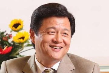 选周锡玮当副手，郑丽文这步棋走得对不？周锡玮这步棋有点意思六十七岁的
