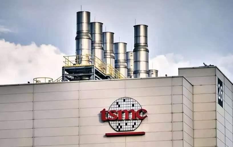 台积电砸1650亿建厂，稀土卡脖比光刻机还急，美国工厂真能自己转起来？最近看