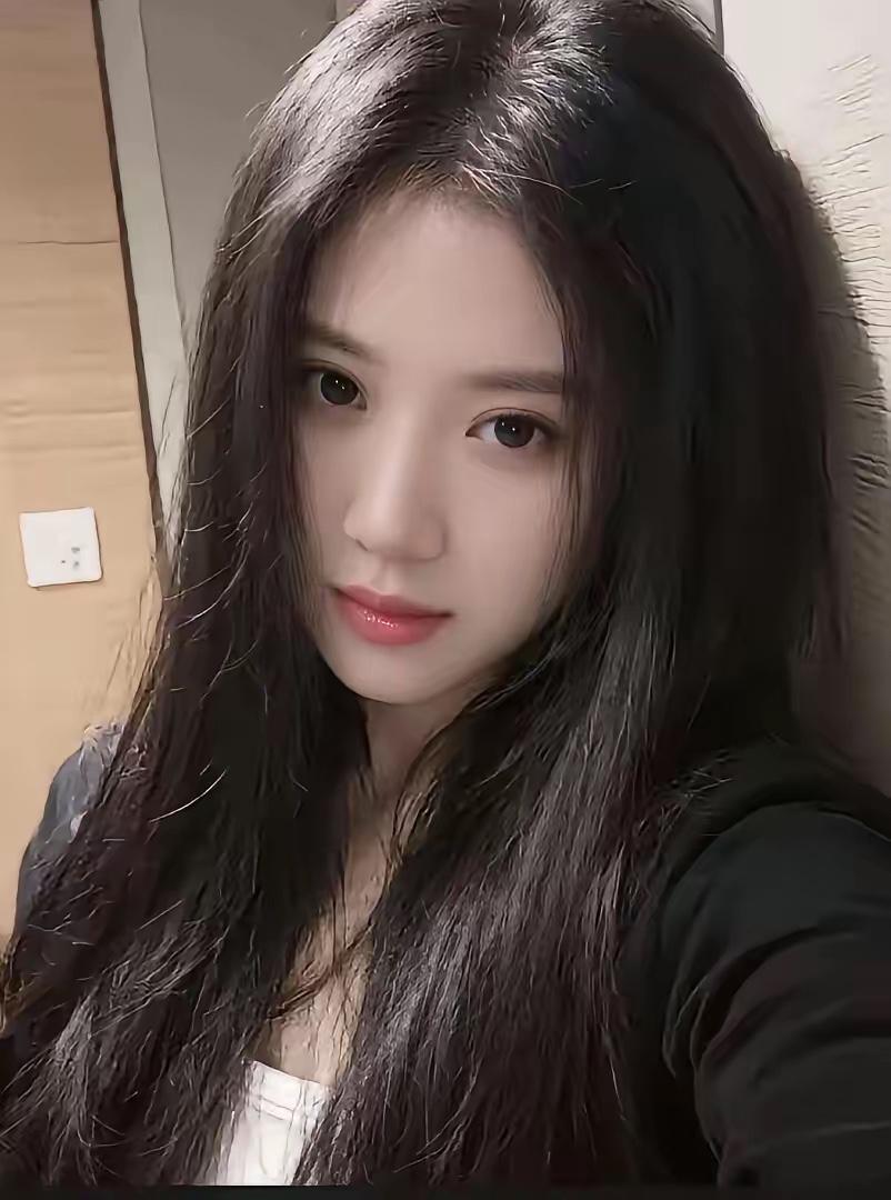 最近好倒霉，单位很多破事，真不想去上班，啥时候可以躺平啊，呜呜如果不缺钱，你还会