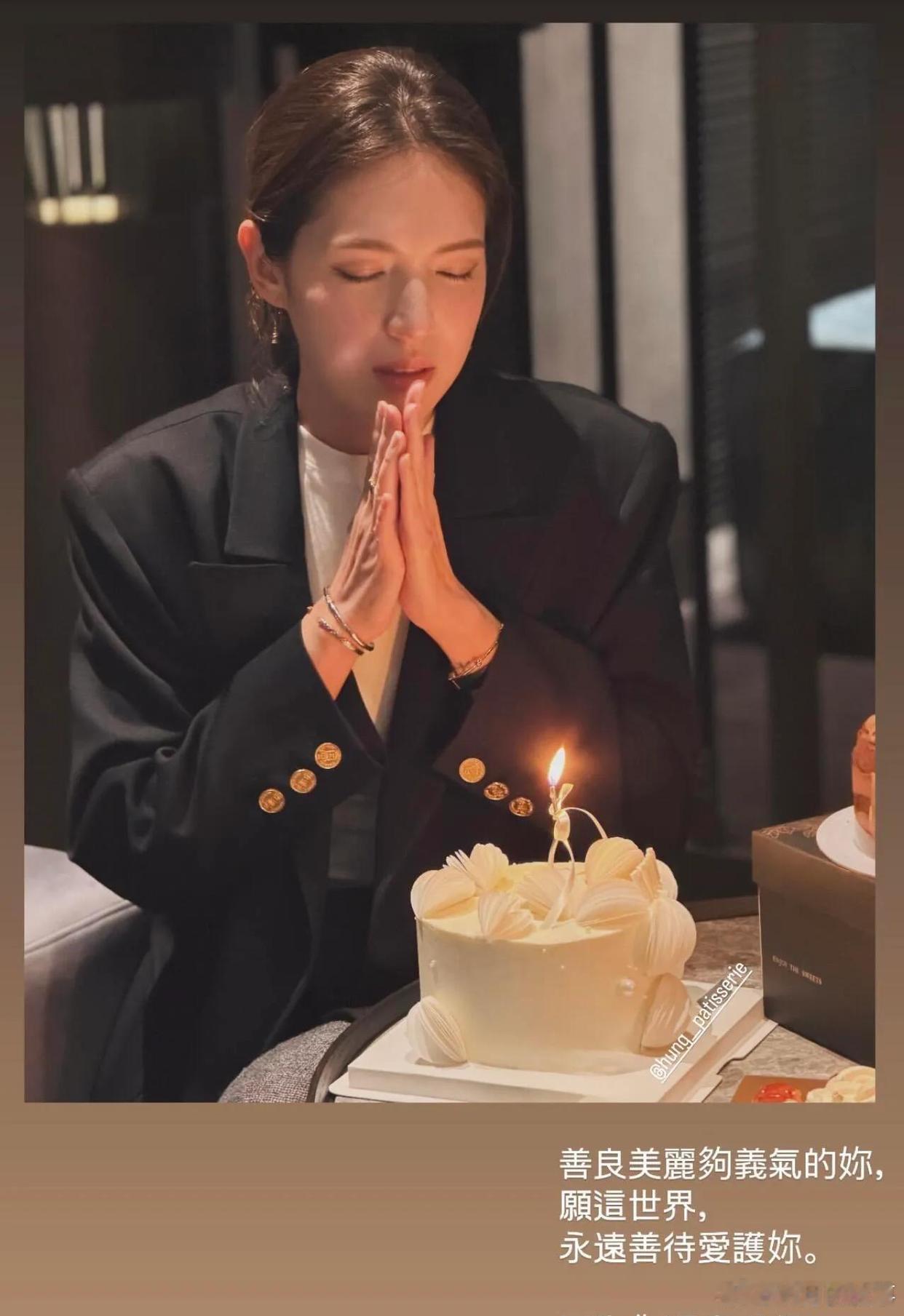 许玮甯42岁生日穿Zara惊艳全网！被邱泽宠成最幸福女人