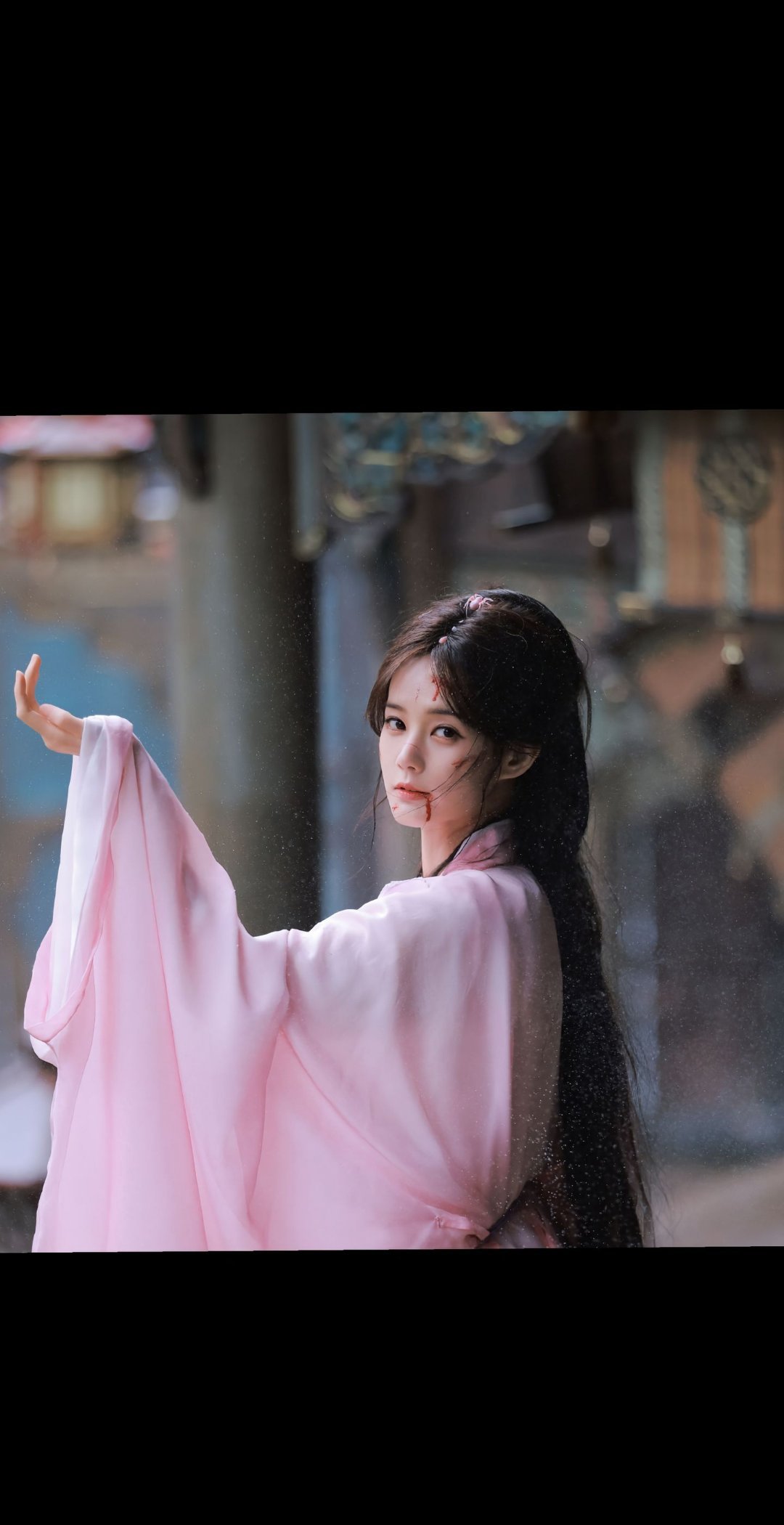 因为有类似武侠的打戏，久远的回忆被唤醒了李一桐黄蓉​​​