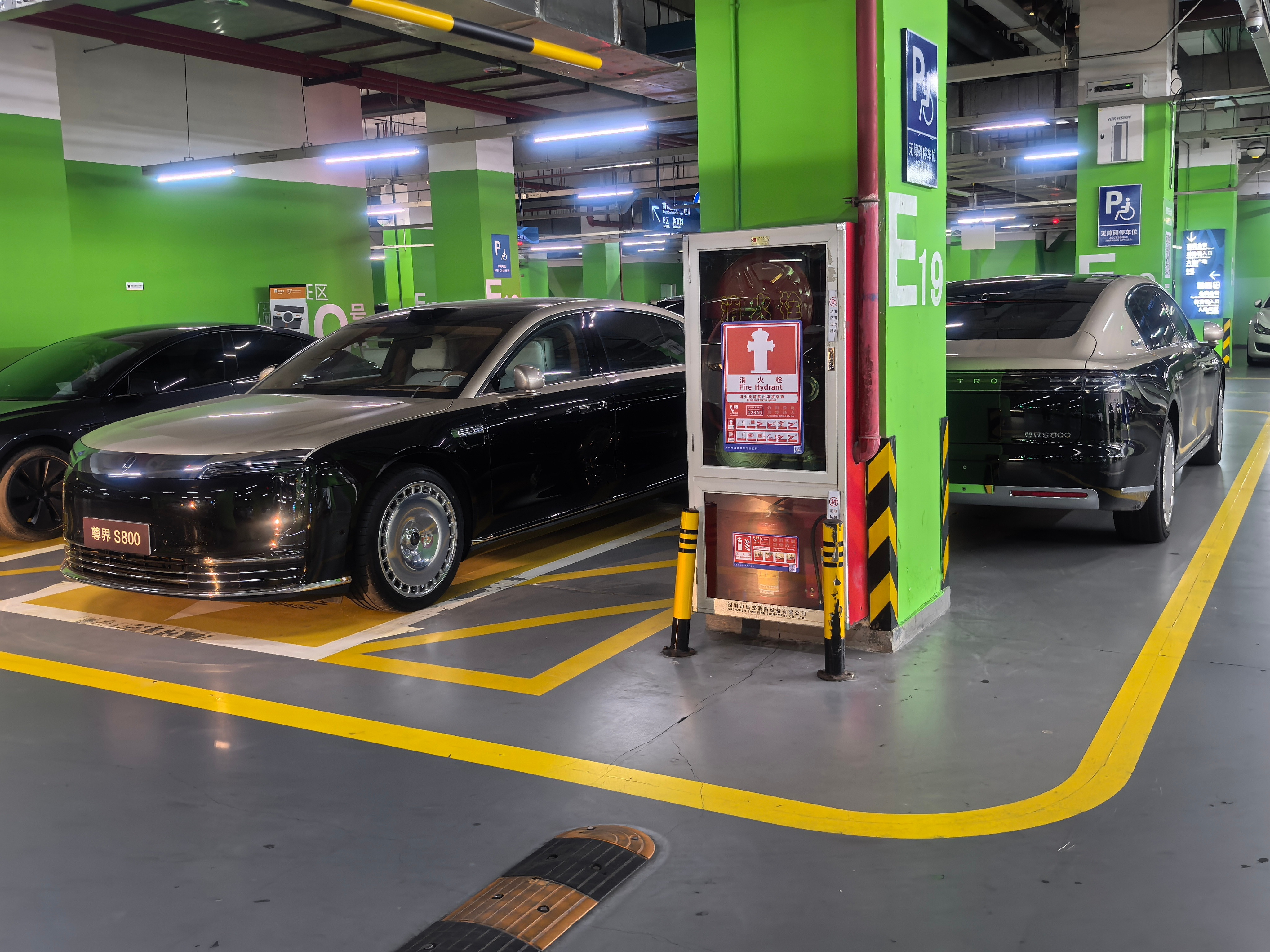 来到了鸿蒙窝，好多台尊界等着上牌，M8、M7、R7、S9T批量等着上牌。而我？排