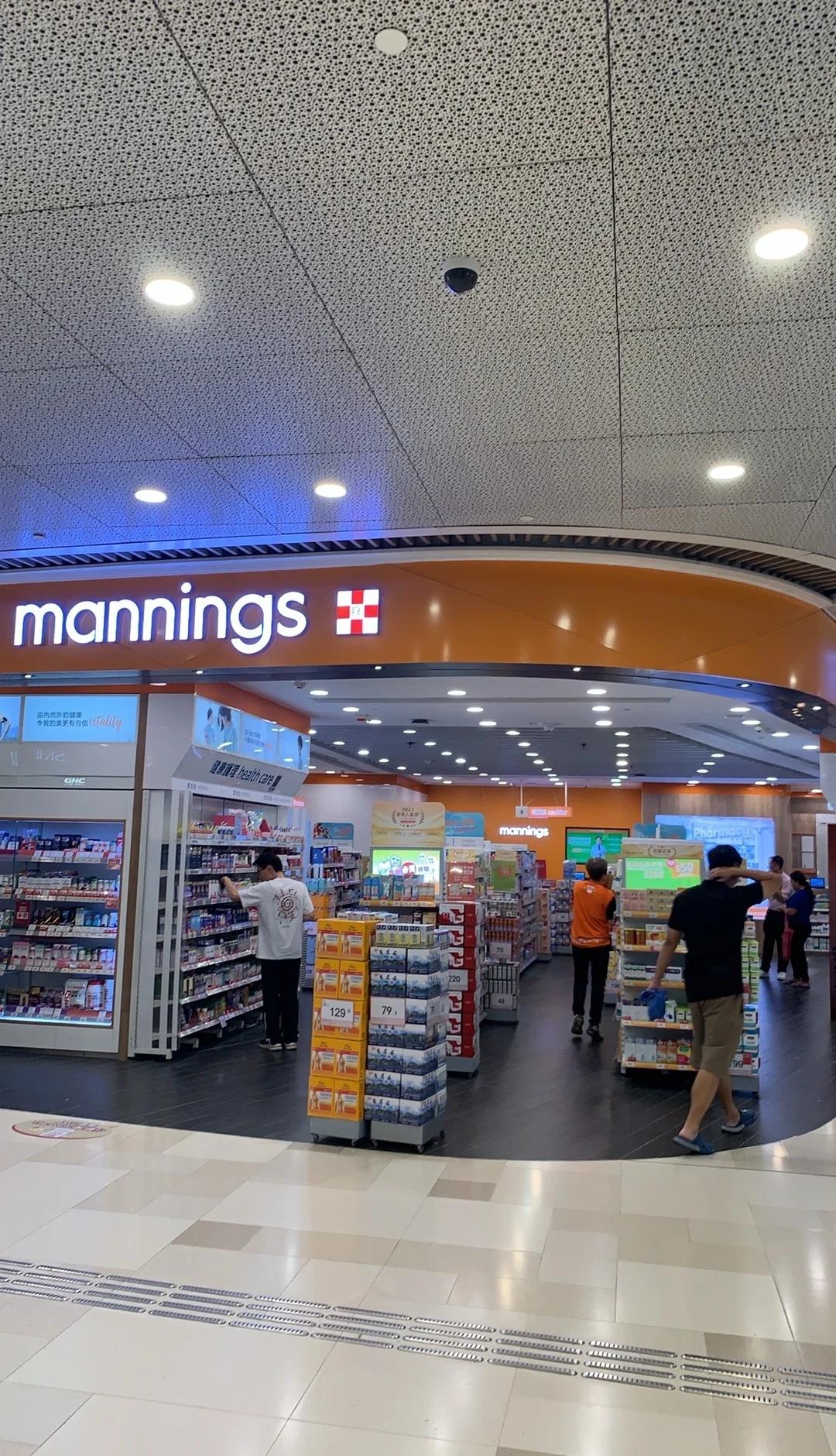 香港为什么离不开菲佣在香港菲佣根本不是“保姆”那么简单，而是撑起百万香港家庭、