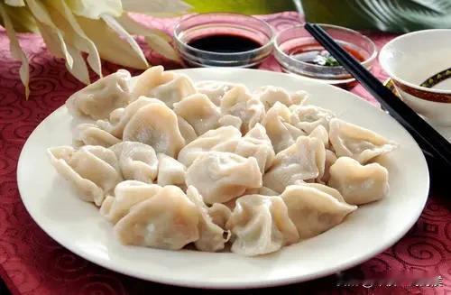 七十三，八十四，阎王不叫自己去。孔子活了73，孟子活了84。我父亲1942年