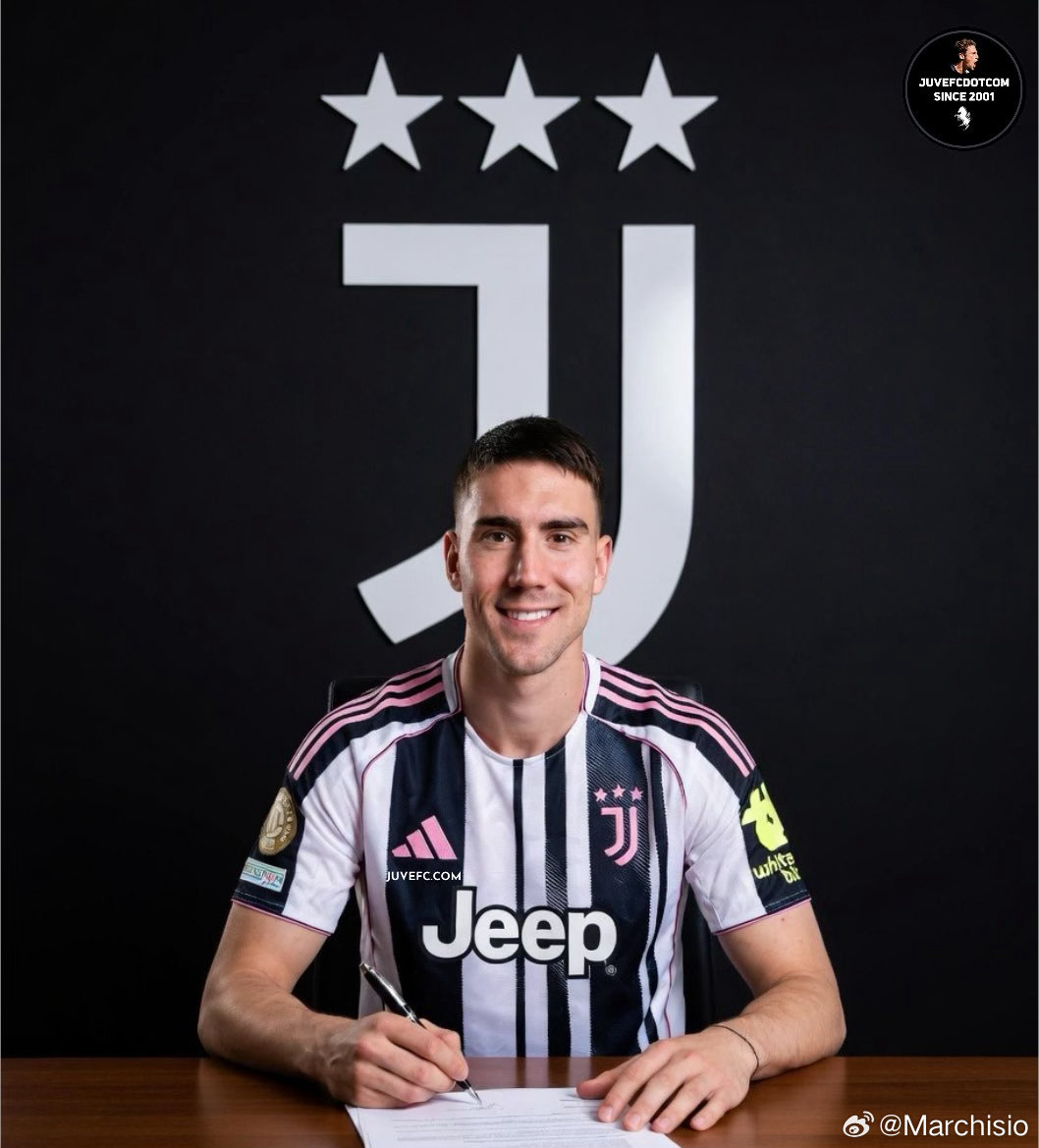 突发！罗密欧：弗拉霍维奇父亲空降都灵，正在与科莫利商谈儿子的新合同（经纪人被架空