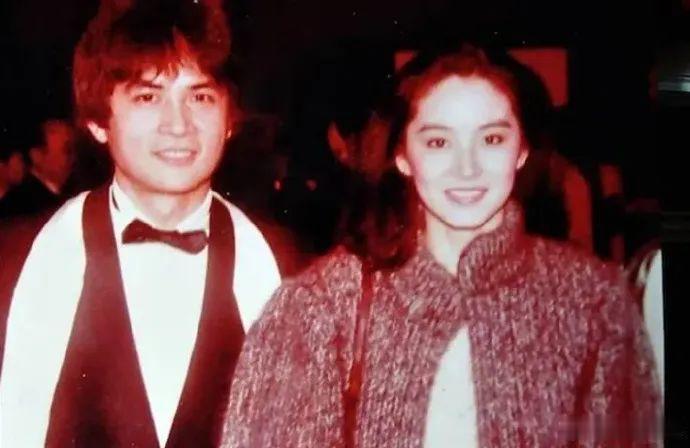 武打演员李小飞走了，76岁，肝癌三期没能扛过去。今年2月他突然昏迷被送医，