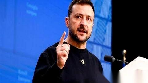 有人跟你说，要么签个烂合同，要么就继续打，耗到死。你怎么选？我看到那个回答时