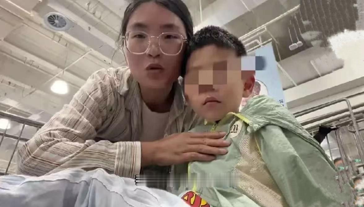 火是火了，但老公暴怒，称她“丢人现眼”，回家要找她算账，家人也被网友威胁
