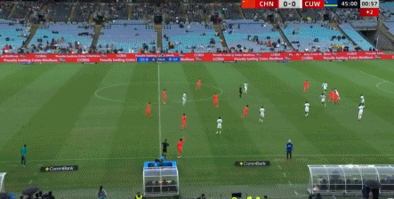 1-0！国足领先世界杯参赛队库拉索！只有3人触球，简单高效解决问题——张玉宁精准