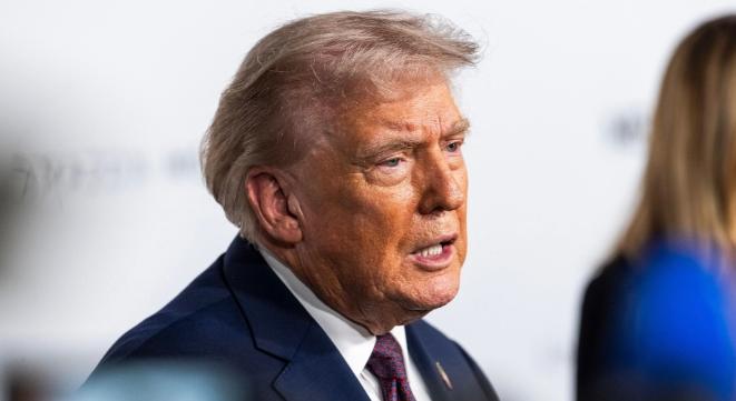 特朗普再次变脸！2月4日，中美通话后，特朗普发文：“我刚刚与中方进行了一次非常愉