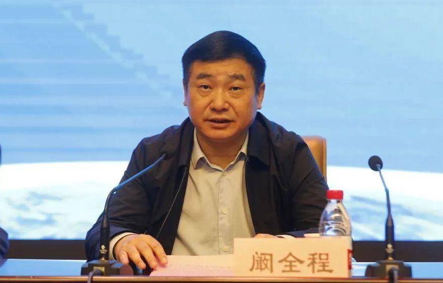 这不就是医疗行业里的大蛀虫吗？62岁的阚全程，曾经是亚洲最大医院——