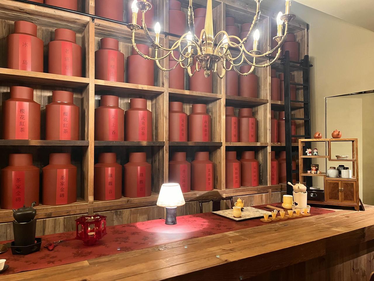 中国电建（601669）2025年一年就签了1.33万亿订单，￼在手存量订单