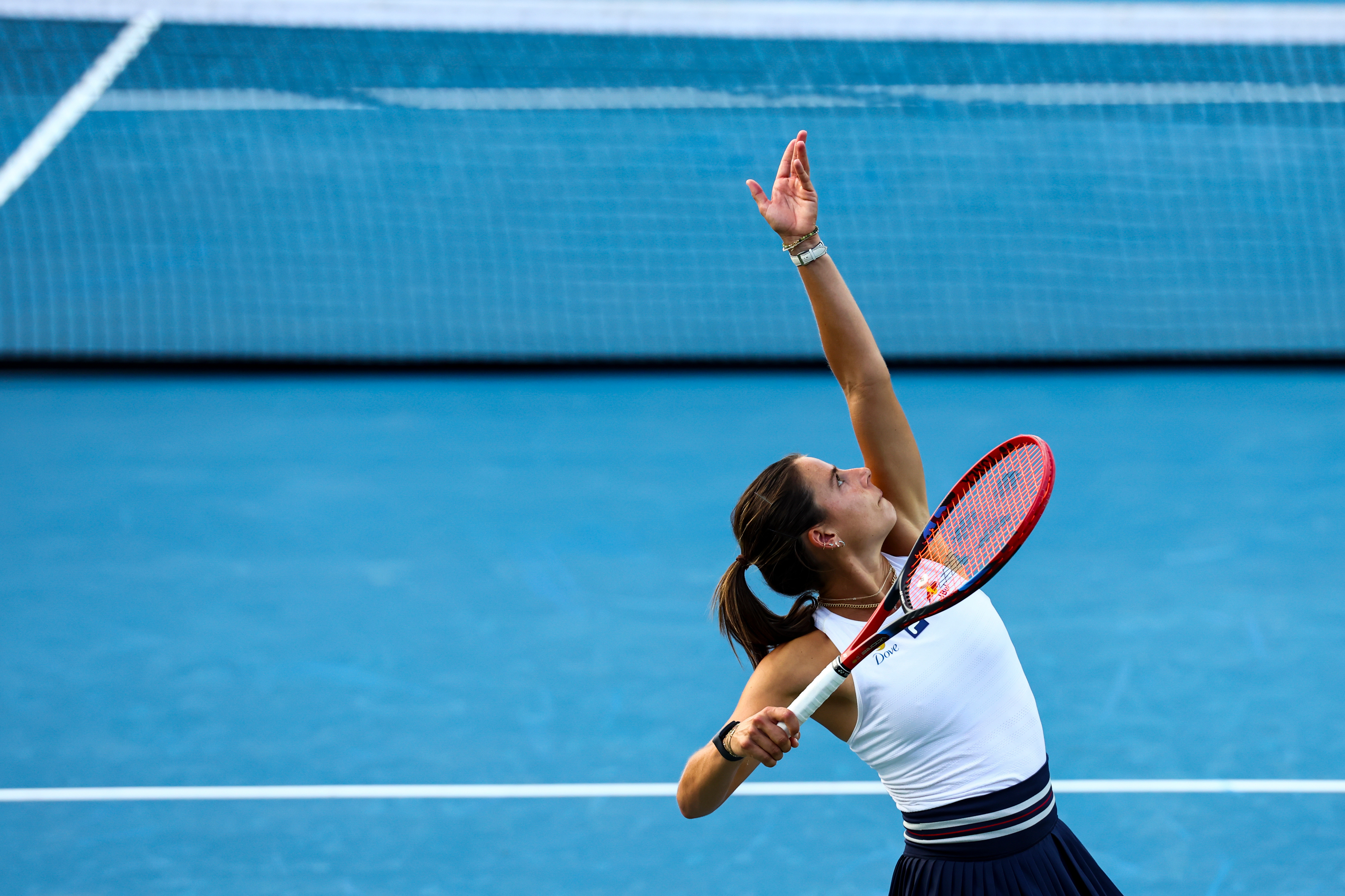 WTA1000蒙特利尔站第二轮，8号种子纳瓦罗以6-16-2横扫本土外卡马里诺
