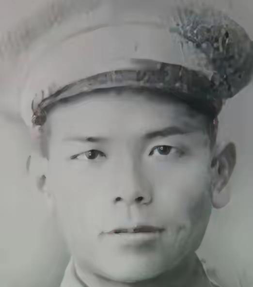 一个国民党中将、蒋介石的“十三太保”之首，穷到连饭都吃不上，只能靠傍一个照相馆女