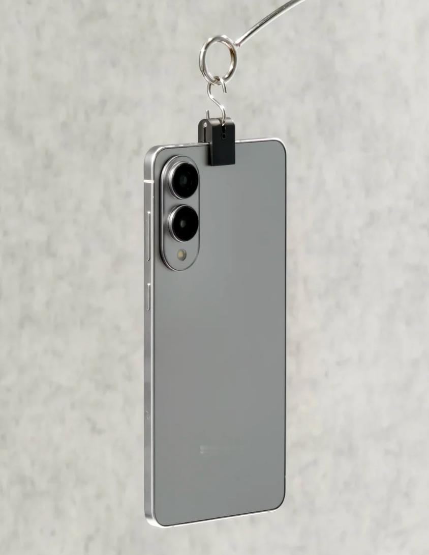 第一次见到三星GalaxyS25Edge外观爆料图的时候真的很惊讶，和想象
