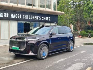 教授今天试驾了全新的岚图泰山这是一台Max+车型初看车型，首先是感觉大，非常