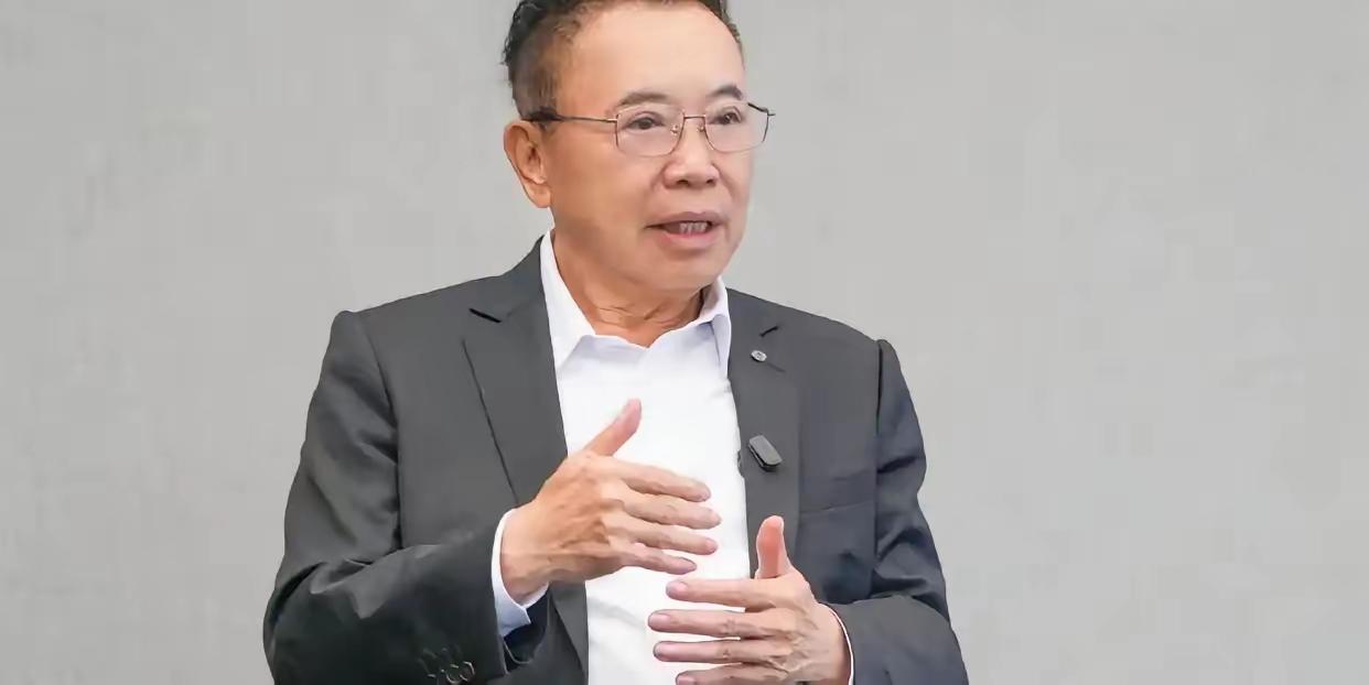 TCL创始人李东生提到中美电视销量差异，中国14亿人口电视销量却低于美国，原因是