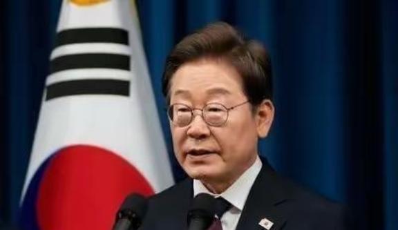 不止台湾是中国的，韩国总统李在明，曾在一场教育会议上说了句自嘲的话，谁也没想到，