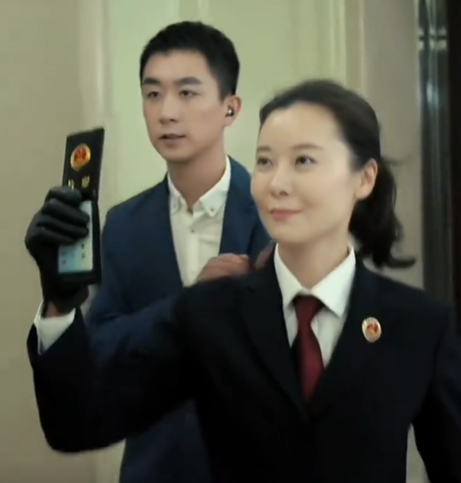 钟小艾不一定姓钟，但是陆亦可是真姓钟