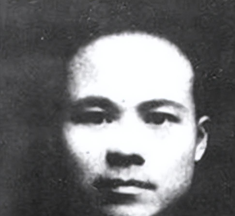 1949年，流落澳门的中共一大代表包惠僧，得知新中国成立后百感交集。主动写信请求