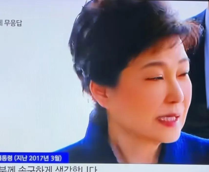 韩国媒体把那些被传唤的韩国前总统和尹锡悦进行了对比，其他韩国前总统被传唤都明确表