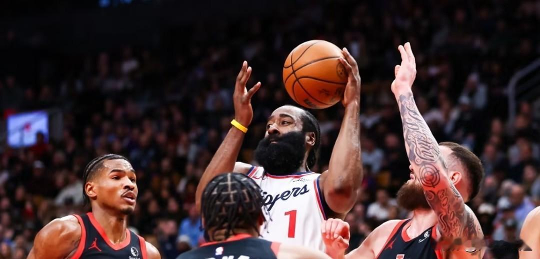 没有伦纳德和科林斯，快船是怎样赢球的？哈登三分15中2！泰伦卢手上有张詹姆斯就一