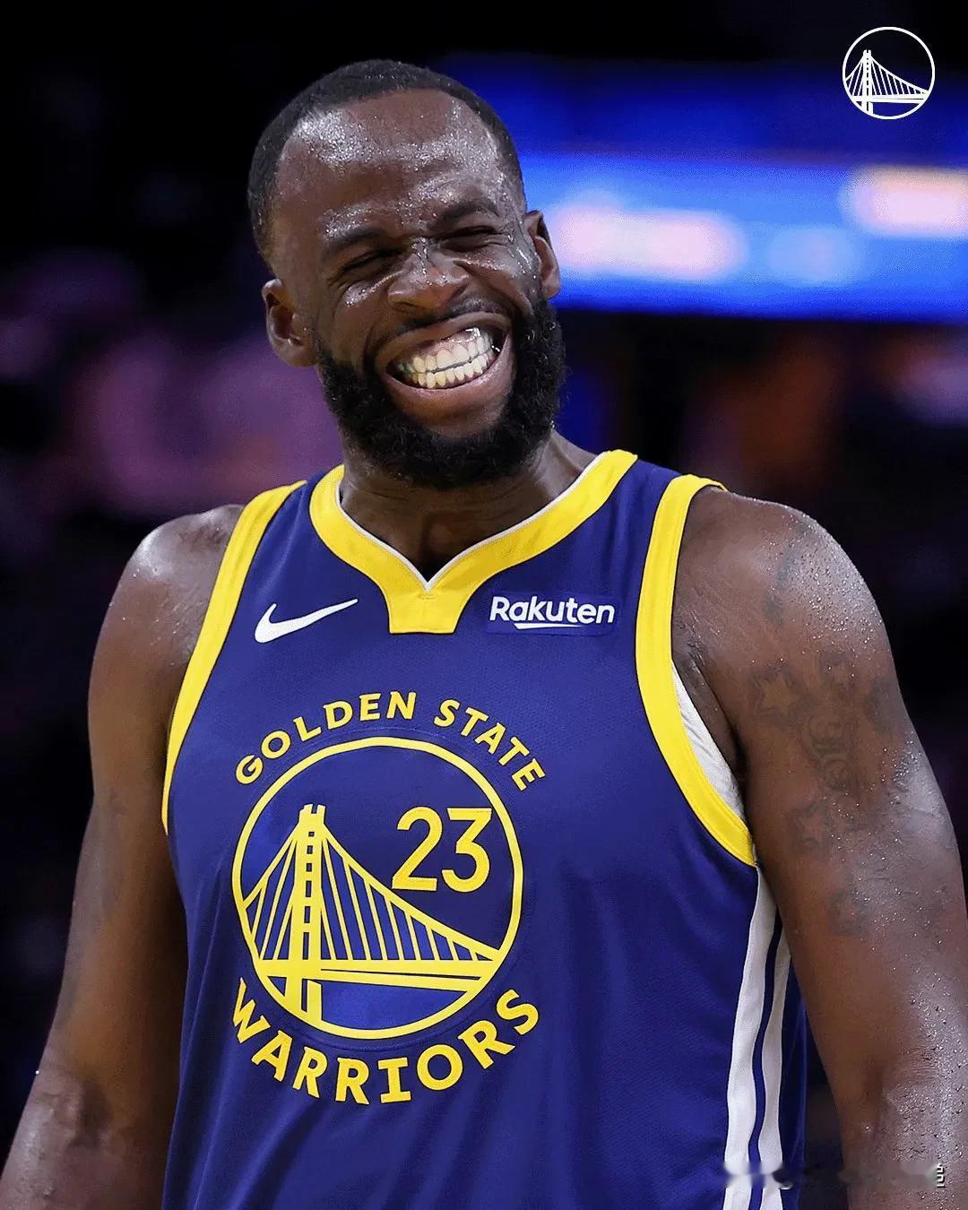 勇士队目前的三分球命中率：德雷蒙德·格林-44.2%威尔·理查德-