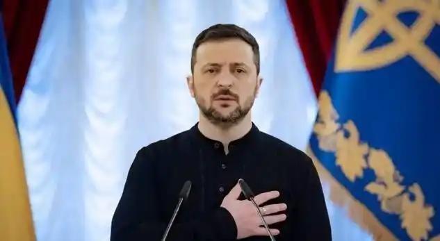 泽连斯基真的很了不起，他带着乌克兰战斗民族，被西方国家忽悠，坚定不移和俄罗斯进行
