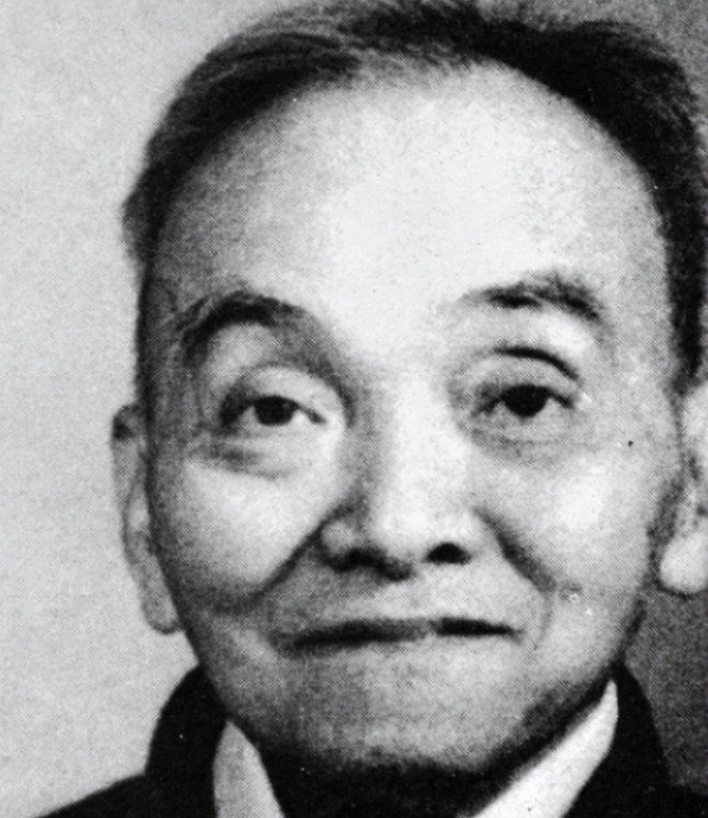 1949年，范纪曼被捕，不久被判处死刑！在行刑前一天晚上，他突然对看守说自己肚子
