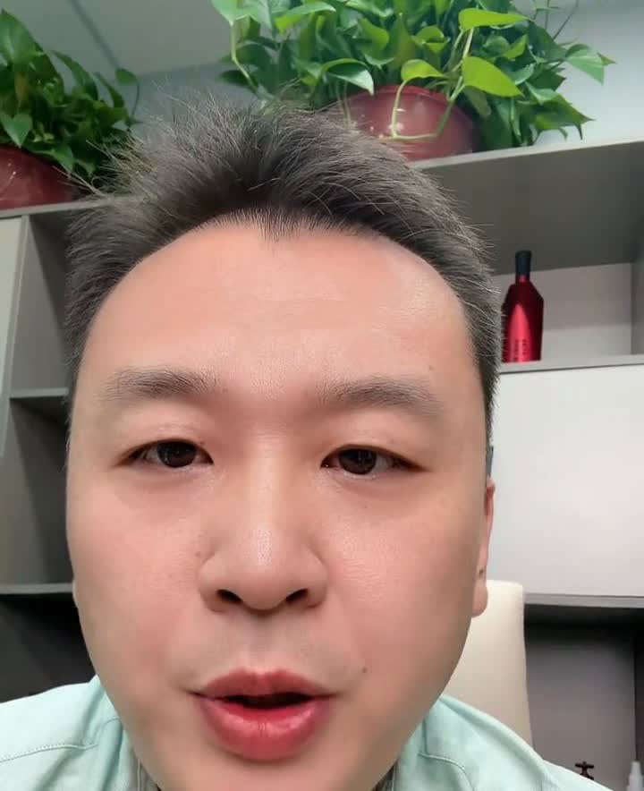 华为迎来全面复苏。华为董事长近日透露，去年华为营收表现优异。作为科技行业的佼