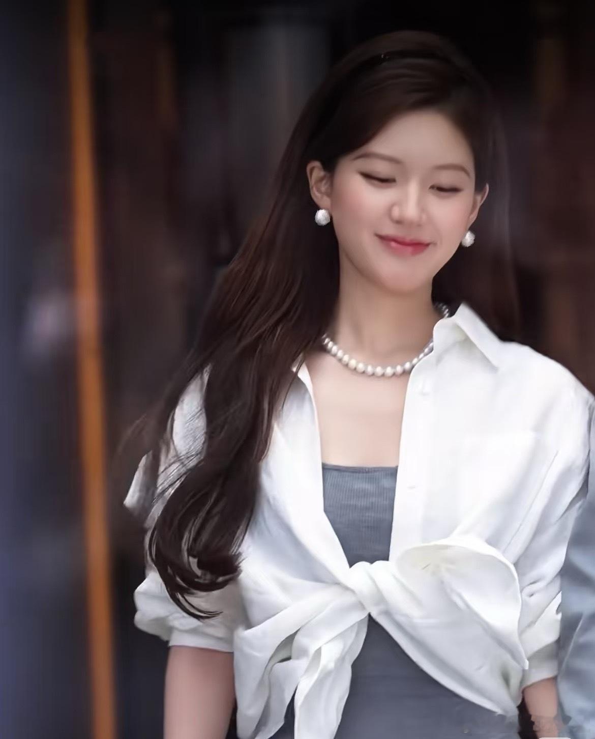 这两是看到穿搭品味最好的95🌸了，不土还有贵气感