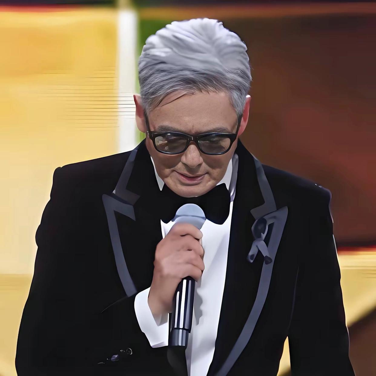 发哥临时“变卦”是冲着热搜，周润发，这个在影坛摸爬滚打几十年的老戏骨。最近却因