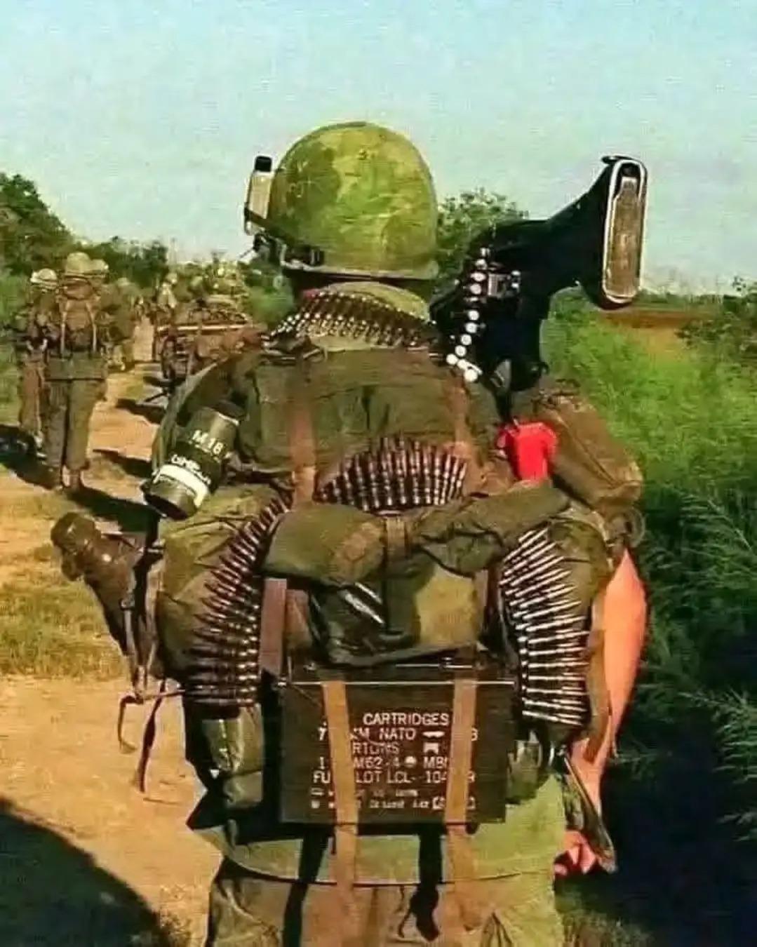 越南战争时期，美军机枪手可是战场上的火力担当。就像DIDV801841/6模